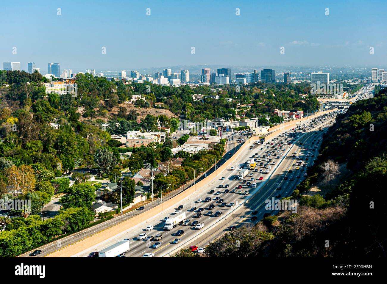 Vue sur la ligne d'horizon de Los Ageles depuis le Getty Center. Banque D'Images
