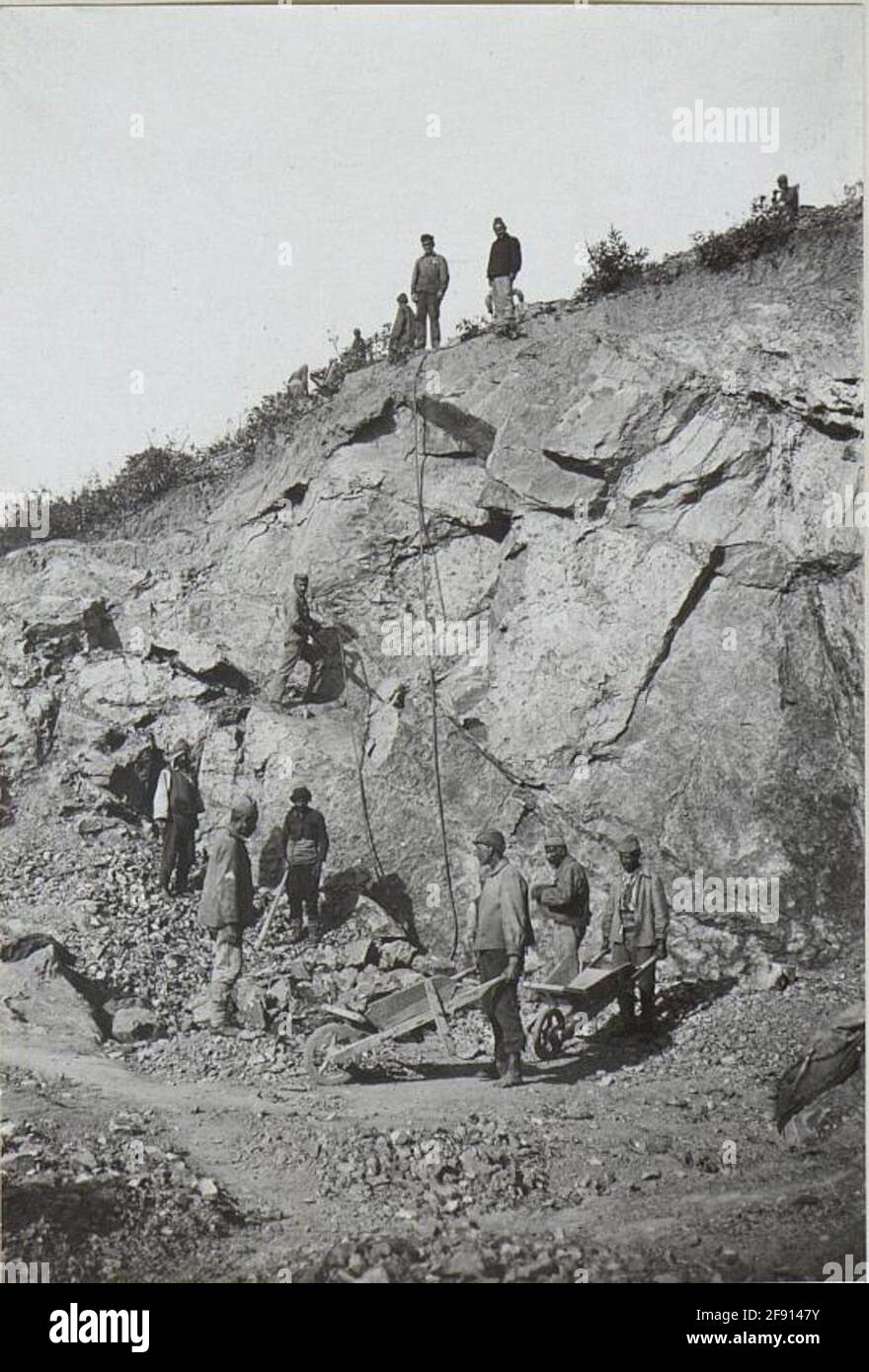 Téléphérique sur la mer Noire: Point H: Fosse en pierre. . Banque D'Images