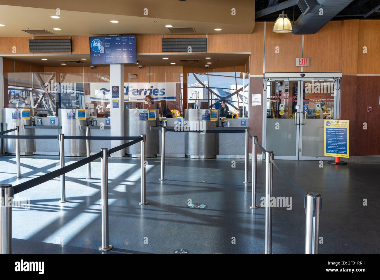 BC Ferries terminal Tsawwassen guichet du traversier pendant la période pandémique Covid-19. Banque D'Images