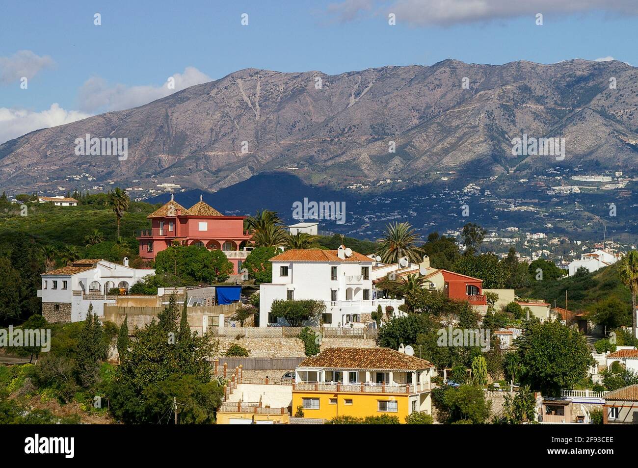 Propriétés espagnoles dans les collines au-dessus de Fuengirola, Espagne. Province de Malaga, Andalousie, sur la Costa del sol Banque D'Images