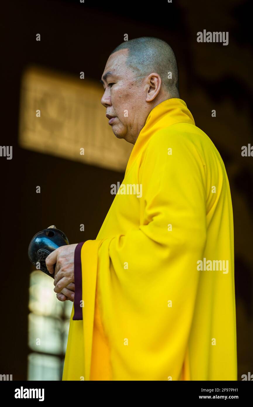 Vietnam, Ho Chi Minh ville, Chua Giac Lam Pagode avec la cérémonie Vai Duoc su (Bouddha de médecine) Banque D'Images