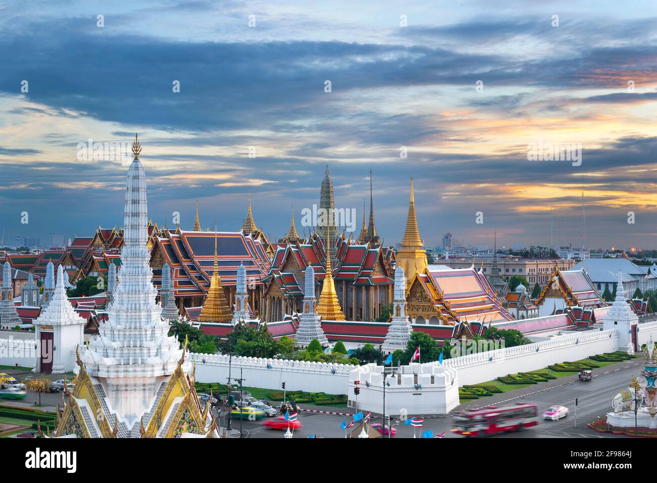 Temple des piliers de la ville de Bangkok et Wat Phra Kaew Banque D'Images