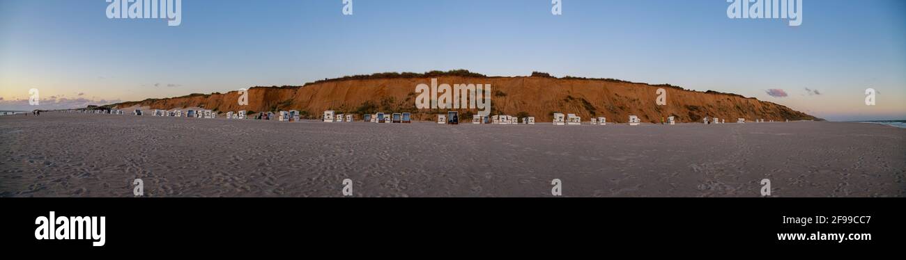 Coucher de soleil sur la côte de la mer du Nord, sur la Rote Kliff sur l'île de Sylt, Allemagne, Europe Banque D'Images