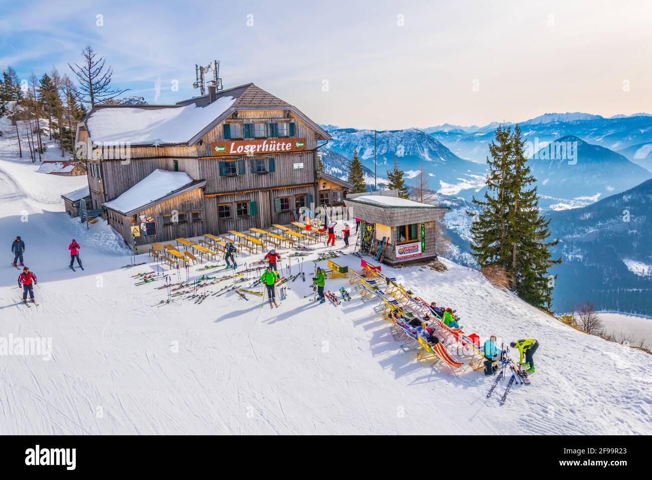 BAD AUSSEE, AUTRICHE, 11 FÉVRIER 2017 : vue sur la place principale de Bad Aussee en Autriche. Banque D'Images