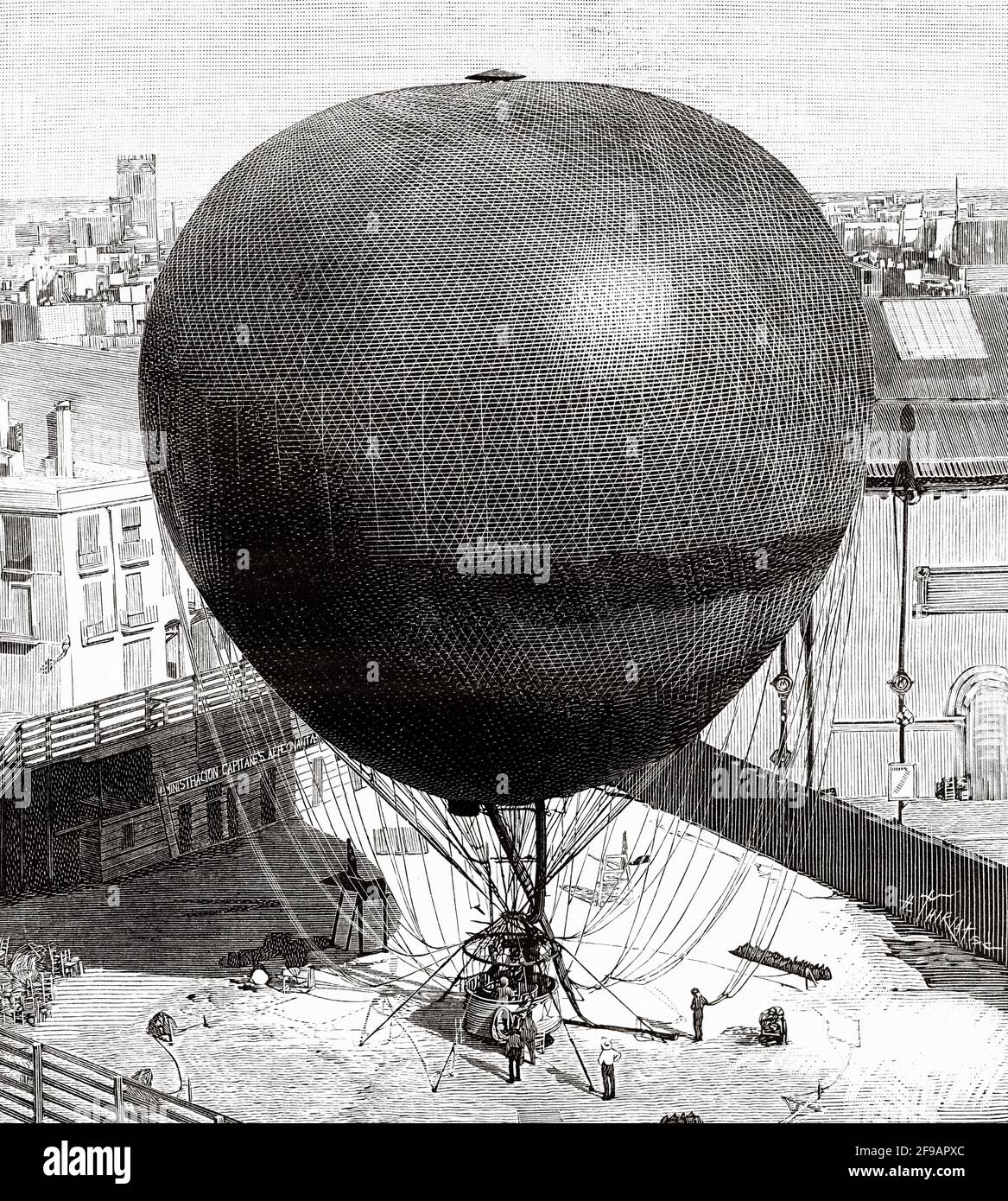 Le Grand ballon Captil dans la ville de Barcelone en 1889, un ballon captif construit par Giffard, a volé pendant l'exposition internationale de Paris en 1878. Ancienne illustration gravée du XIXe siècle de la nature 1889 Banque D'Images