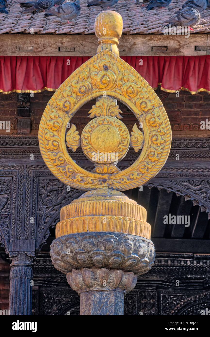 Sudarshan Chakra Vaisnava-stabha, Temple de Dattatreya - Bhaktapur, Népal pris @Katmandou, Népal Banque D'Images