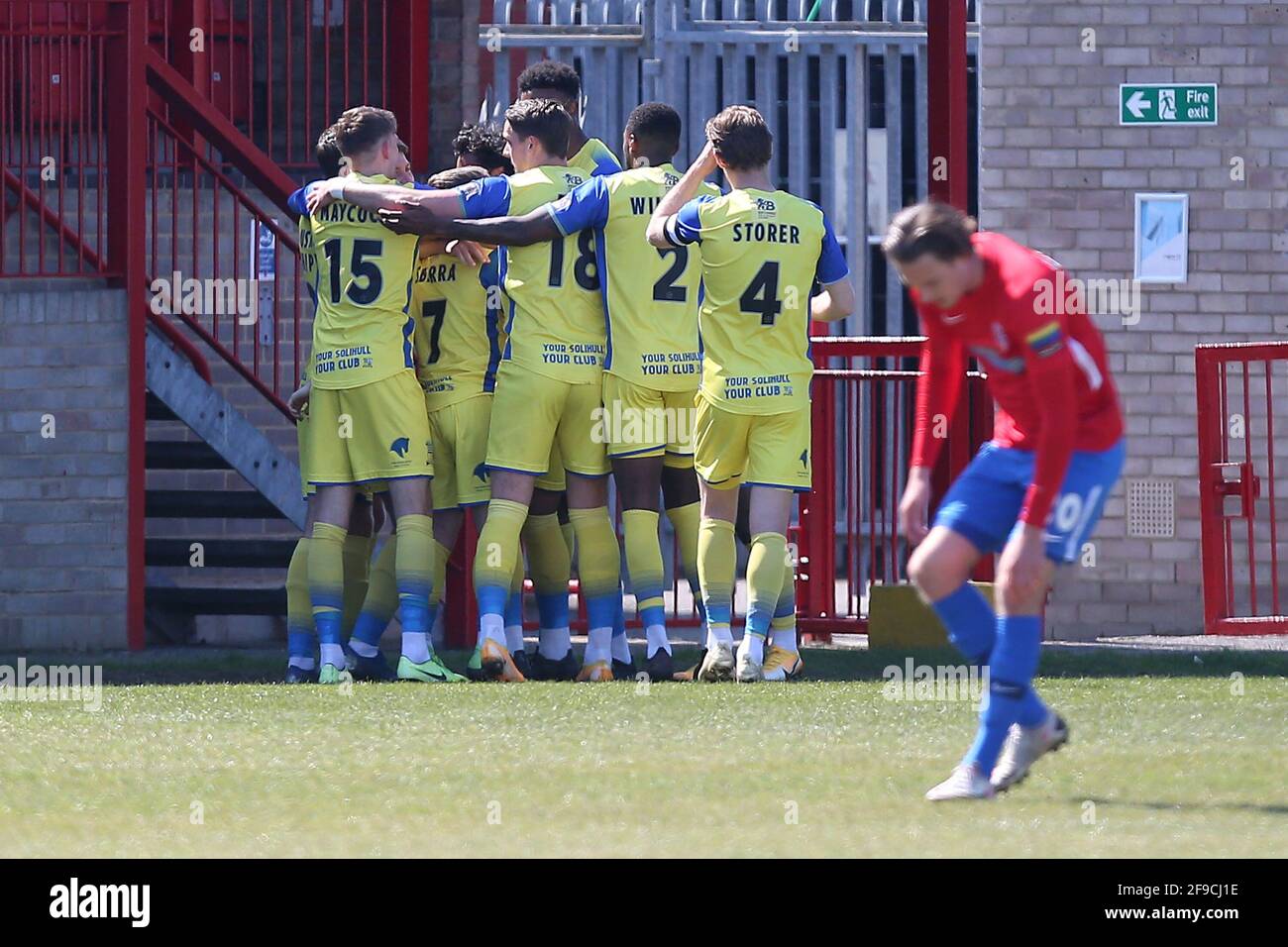 Les joueurs de Solihull fêtent leur premier but lors de Dagenham & Redbridge vs Solihull Moors, Vanarama National League football à la construction de Chigwell Banque D'Images