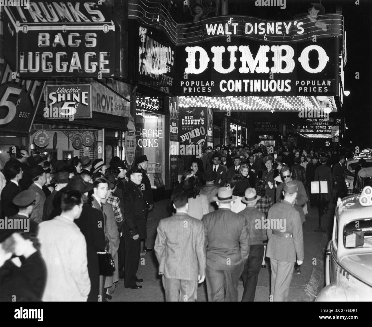 Dumbo Rko Dumbo circus 1941 Banque de photographies et d’images à haute ...