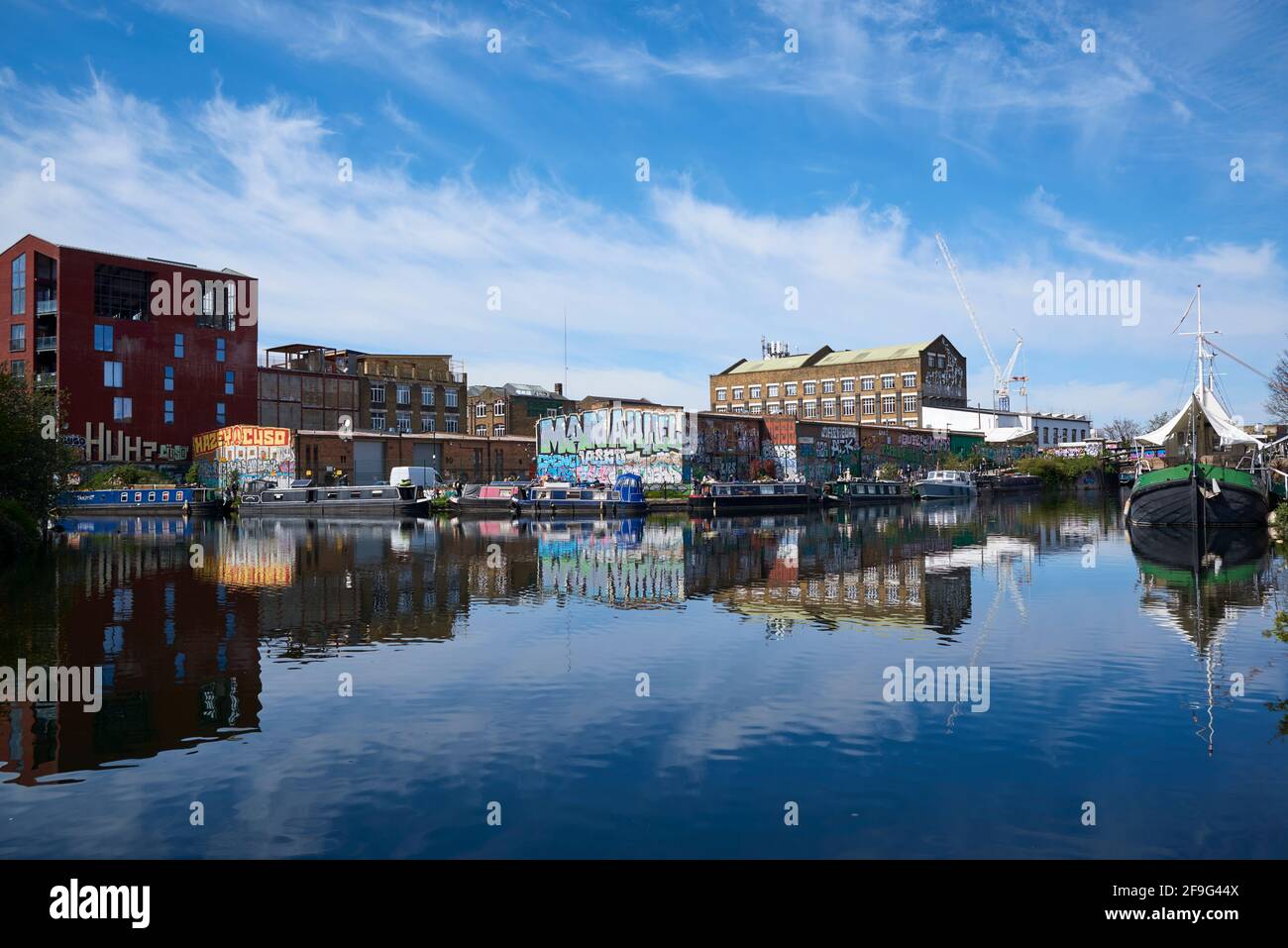 River Lea navigation à la jonction avec le canal Hertford Union, à Hackney Wick, est de Londres Royaume-Uni Banque D'Images