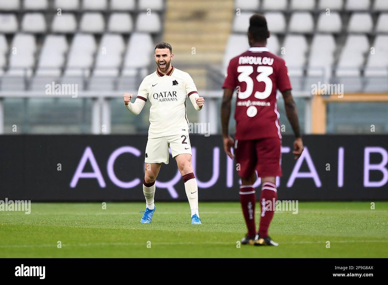 Turin, Italie. 18 avril 2021. Borja Mayoral d'AS Roma célèbre après avoir marquant un but lors du match de football de la série A entre le FC Torino et AS Roma. Credit: Nicolò Campo/Alay Live News Banque D'Images