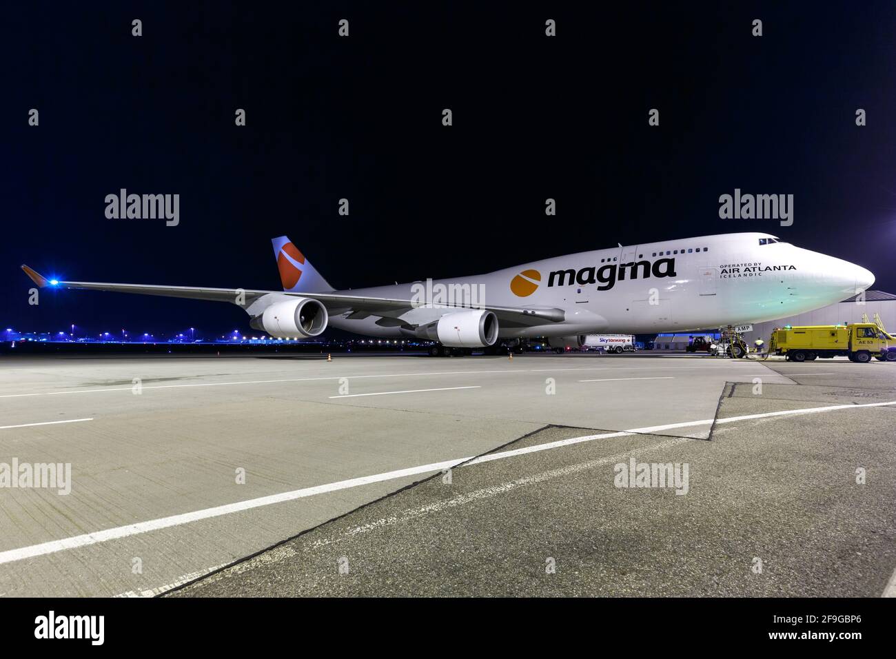 Stuttgart, Allemagne - 7 février 2018 : avion Air Atlanta Icelandic Magma Boeing 747-400BCF à l'aéroport de Stuttgart (STR) en Allemagne. Boeing est un airc Banque D'Images