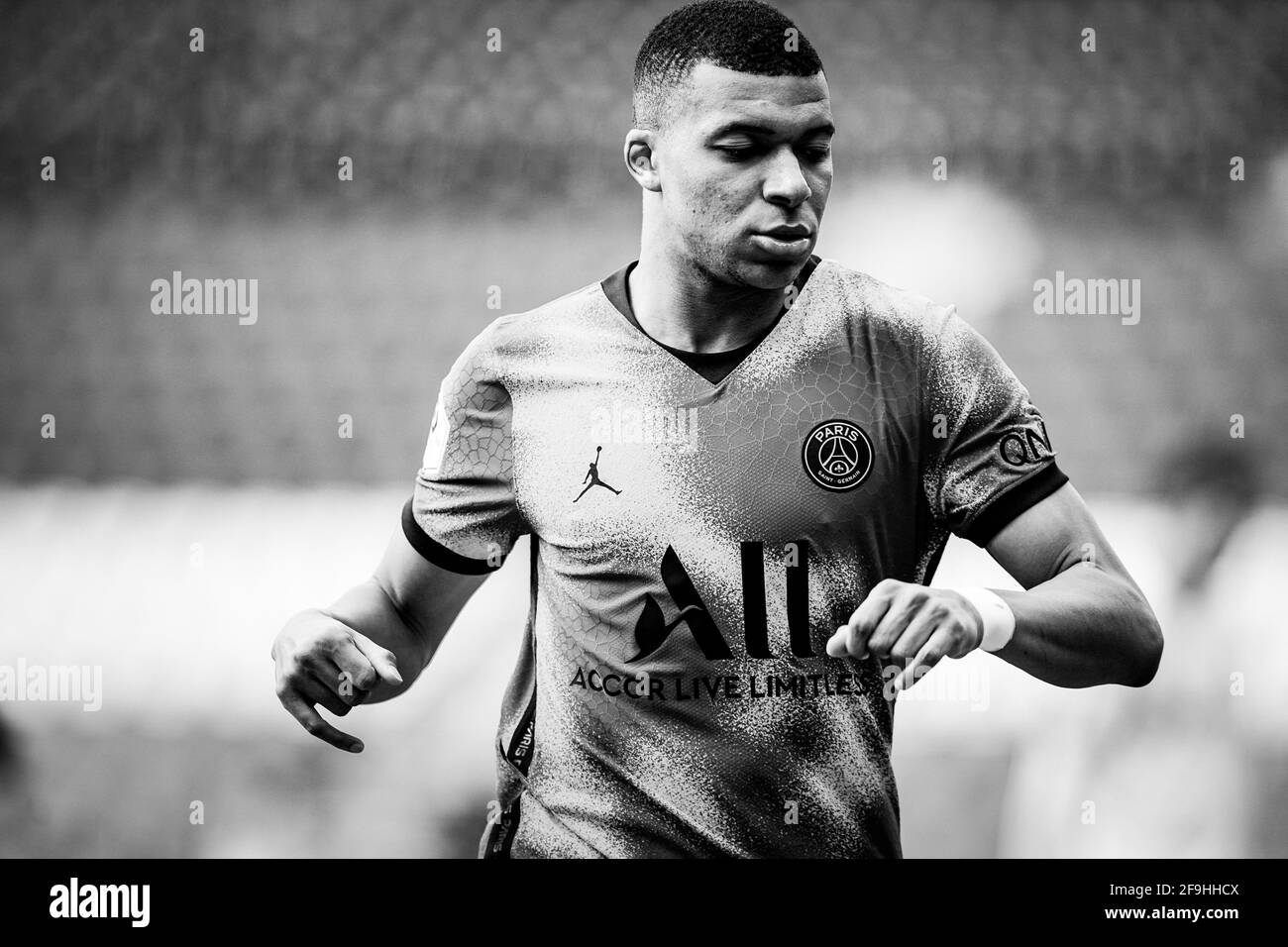 Portrait du Kylian Mbappe parisien pendant la Ligue française 1 Paris Saint Germain (PSG) contre Saint Etienne (ASSE) au Parc des Prince, à Paris, France, le 18 avril 2021. Photo de Julien Poupart/ABACAPRESS.COM Banque D'Images