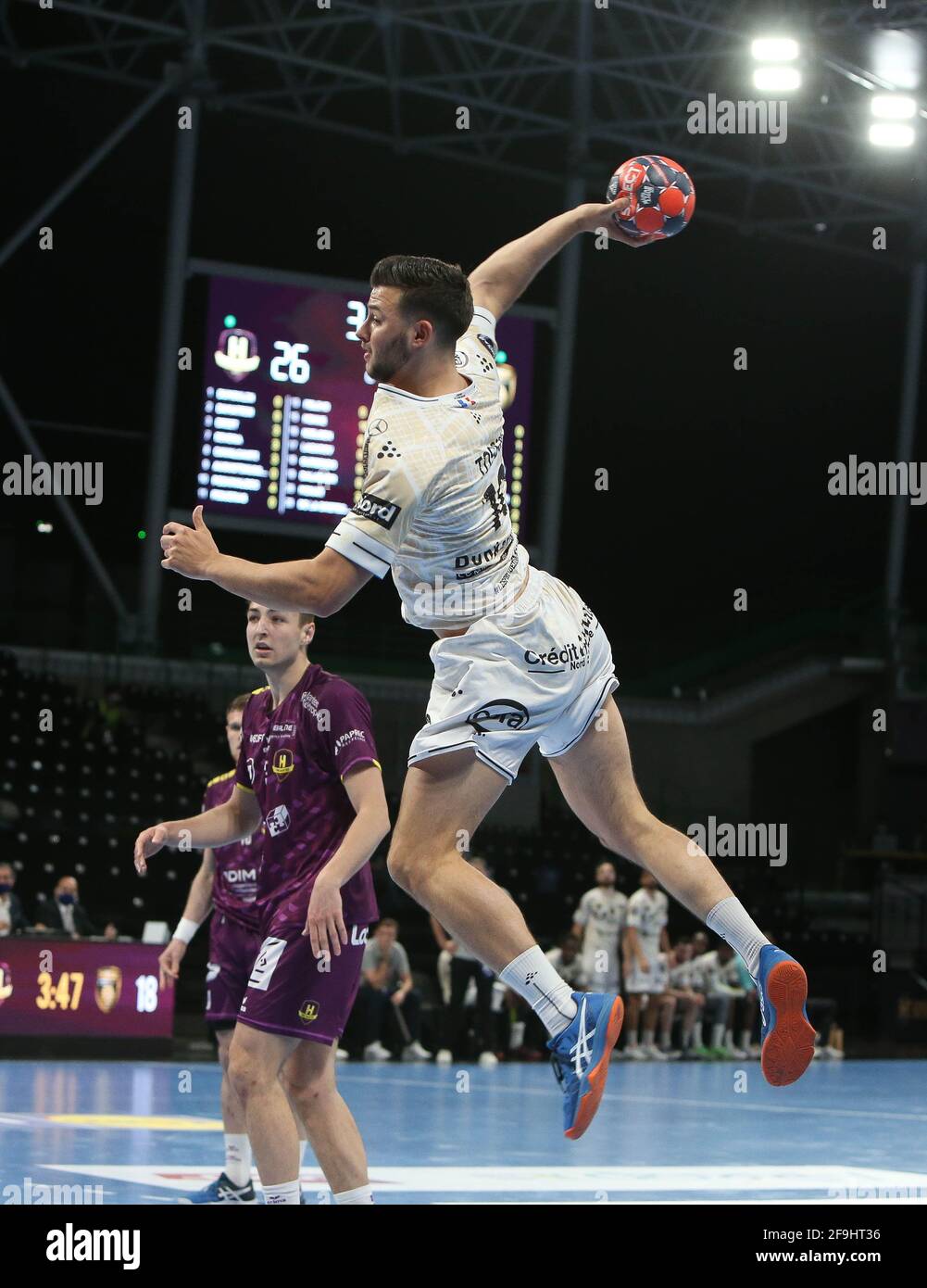 Dylan Tossin de Dunkerque HGL pendant le championnat français, Lidl Starligue handball match entre HBC Nantes et Dunkerque HGL le 18 avril 2021 à H Arena à Nantes, France - photo Laurent Lairys / DPPI Banque D'Images