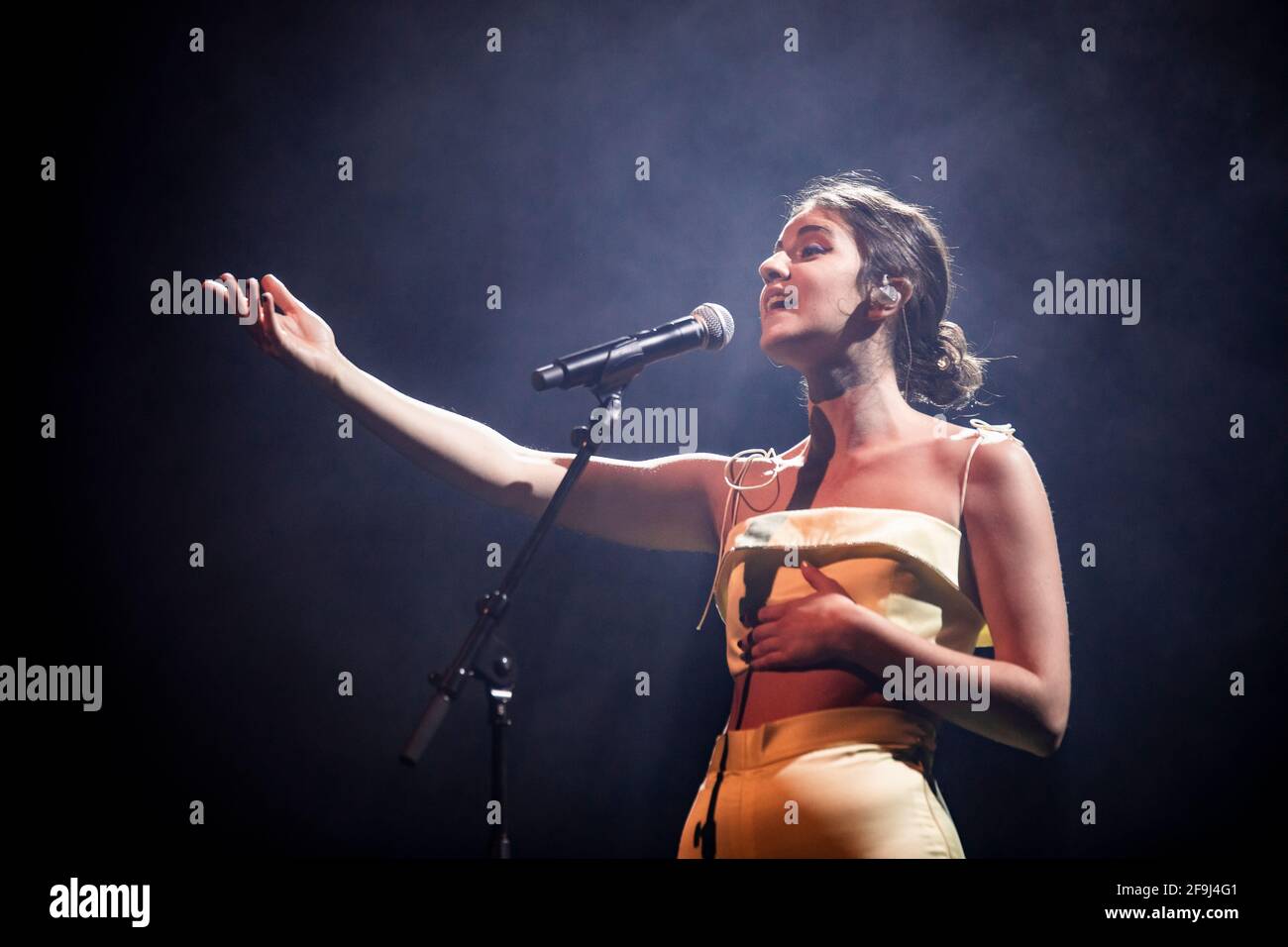 Barcelone, Espagne. 2021.04.18. Concert de la chanteuse Izaro à BARTS (EllesMusic). Photographe: Aitor Rodero. Banque D'Images