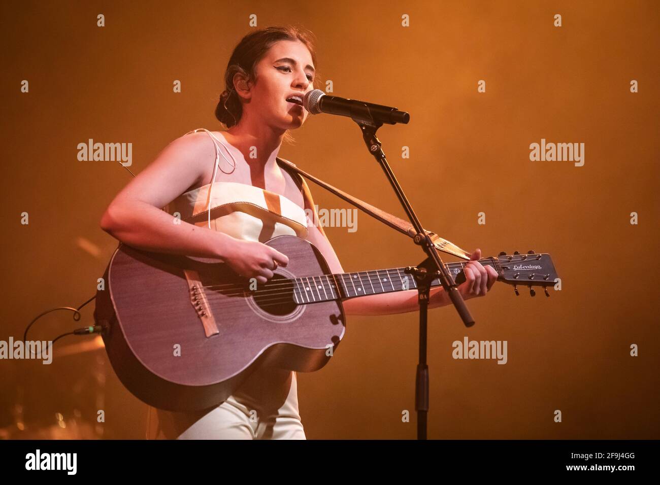 Barcelone, Espagne. 2021.04.18. Concert de la chanteuse Izaro à BARTS (EllesMusic). Photographe: Aitor Rodero. Banque D'Images