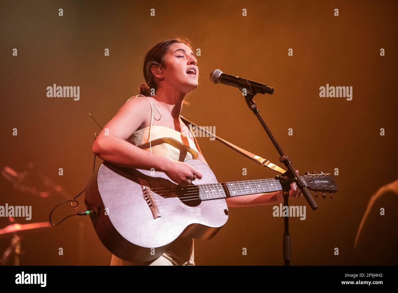 Barcelone, Espagne. 2021.04.18. Concert de la chanteuse Izaro à BARTS (EllesMusic). Photographe: Aitor Rodero. Banque D'Images