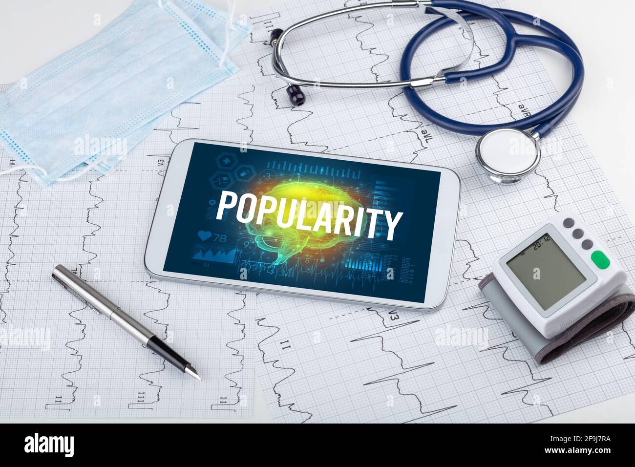 Tablette pc et outils médicaux Banque D'Images