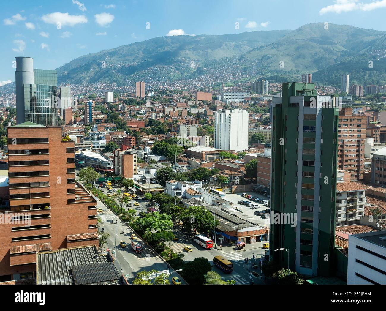 Medellín, Antioquia / Colombie - 26 décembre 2018. Vue sur le centre-ville de la ville. Capitale de la province montagneuse d'Antioquia Banque D'Images