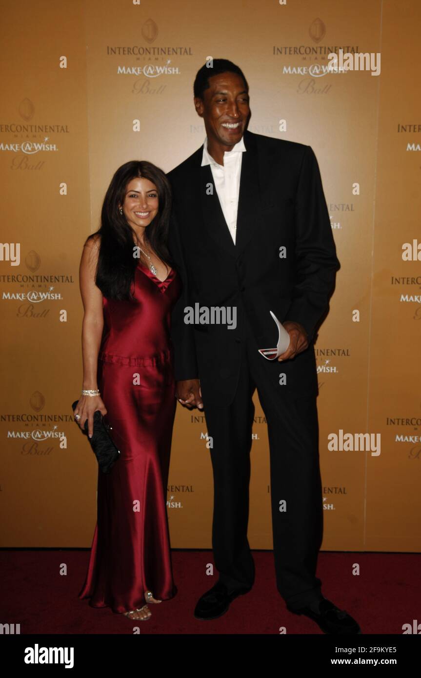 Miami, États-Unis d'Amérique. 09ème novembre 2007. MIAMI - FL, 10 NOVEMBRE 2007: Scottie Pippen et sa femme Larsa au 13ème Intercontinental Make A Wish ball. 10 novembre 2007 à Miami, Floride personnes: Scottie Pippen; Larsa Pippen crédit: Storms Media Group/Alay Live News Banque D'Images