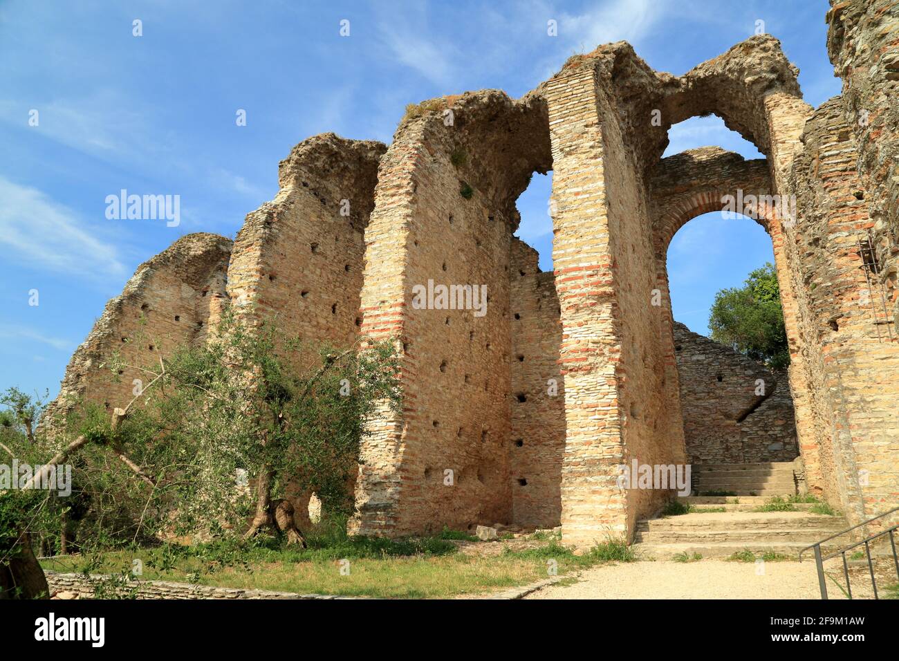 Grottes de Catullus / Grotte di Catullo. Ruines d'une villa romaine. Sirmione, Lac de Garde, Lago di Garda, Gardasee, Italie Banque D'Images