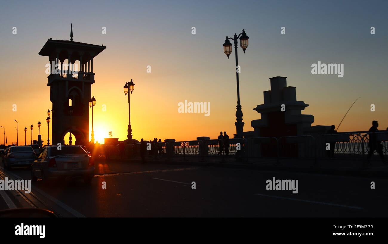 Pont de Stanley sur la mer à Alexandrie au coucher du soleil avec paysage. Banque D'Images