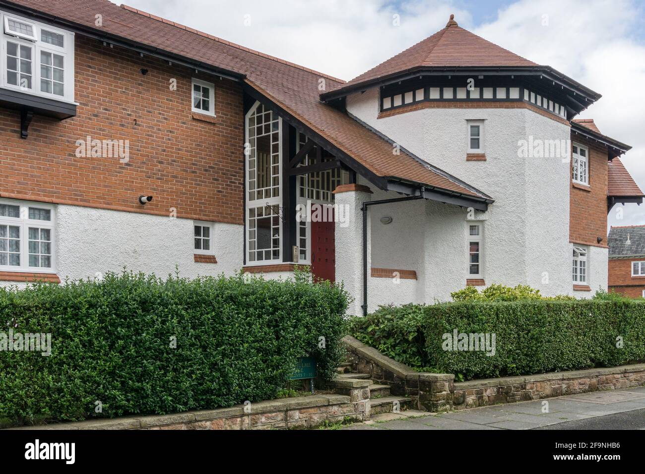 Philip Leverhulme Lodge dans le village modèle de Port Sunlight, Wirral, Merseyside, Royaume-Uni; construit à l'origine par levier Bros pour leurs ouvriers d'usine. Banque D'Images