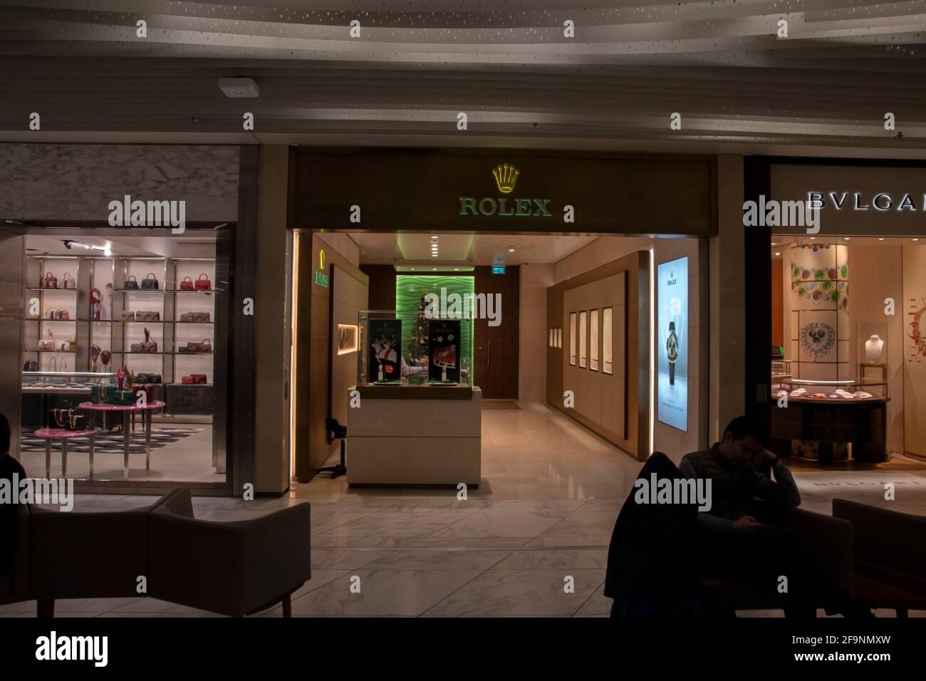 Rolex Store à l'aéroport de Schiphol aux pays-Bas 7-12-2019 Photo Stock -  Alamy