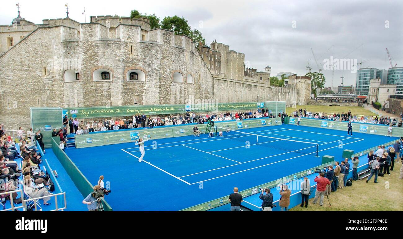 AMERICAN EXPRESS ACES CHALLENGE À LA TOUR DE LONDRES VENUS WILLIAMS ET ANDY RODDICK JUGE-ARBITRE BILLY JEAN KING 16/6/2005 PHOTO DAVID ASHDOWNTENNIS Banque D'Images