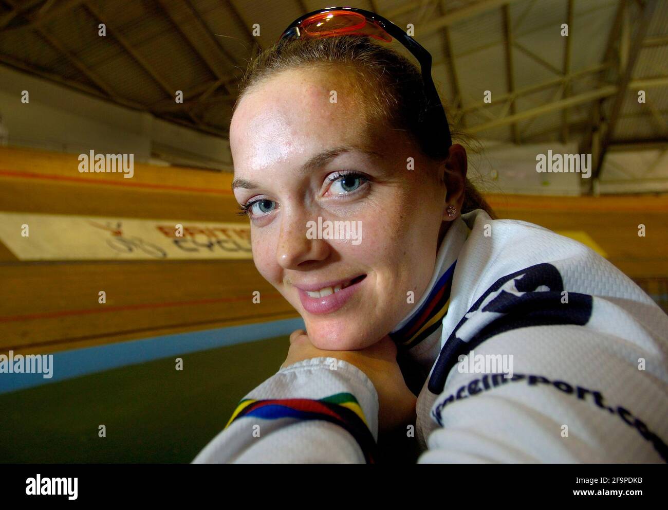 VICKIE PENDELTON PENDANT DANS LE VÉLODROME DE MANCHESTER 6/10/2005 PHOTO DAVID ASHDOWN.FOOTBALL ANGLETERRE CYCLISME Banque D'Images