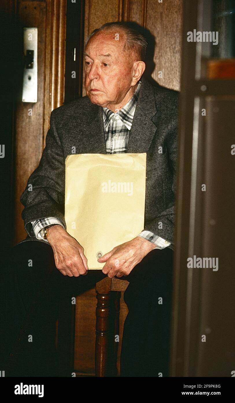26.02.2021, Berlin, Berlin, Allemagne - Erich Mielke dans la salle d'audience: Procès devant la 27e Grande Chambre pénale de la Cour régionale de Berlin contre Banque D'Images