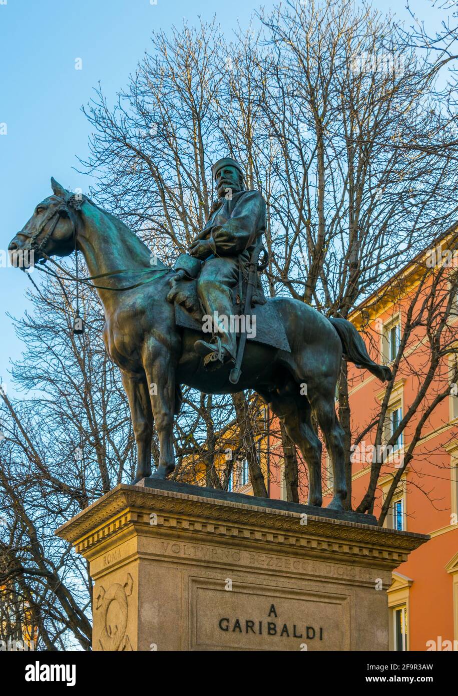 Une statue de giuseppe garibaldi à Bologne, italie. Banque D'Images