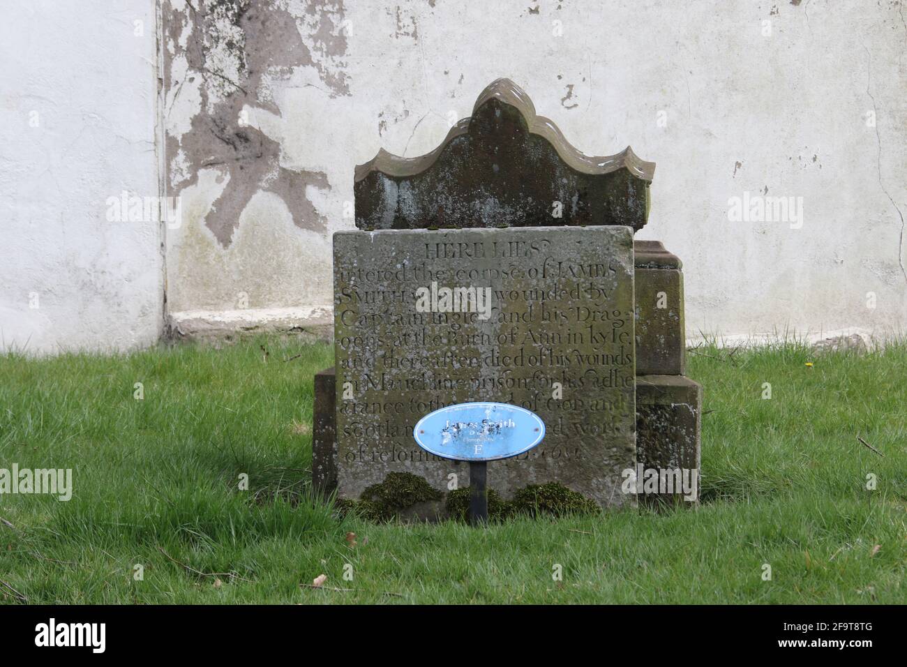 Ecosse, Ayrshire, Mauchline Church, cimetière, 16 avril 2021. Tombes marquées avec connexions à Robert Burns Banque D'Images