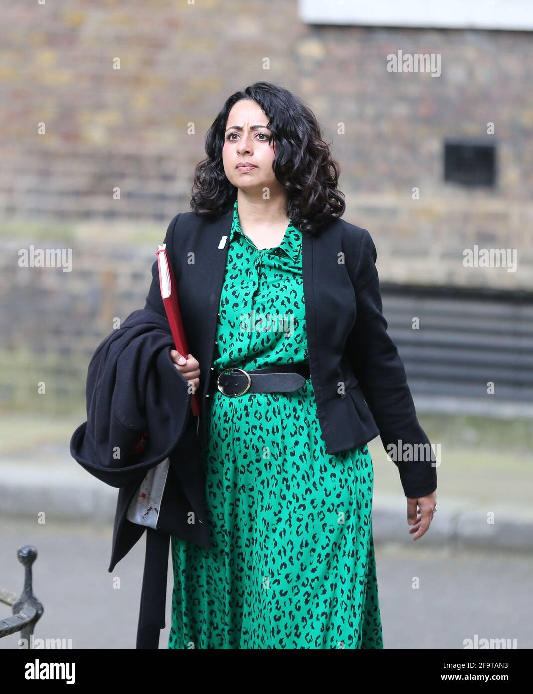 Londres, Angleterre, Royaume-Uni. 20 avril 2021. Directeur médical des soins primaires pour NHS Angleterre. NIKKI KANANI est vu dans Downing Street avant une conférence de presse avec le Premier ministre Boris Johnson. Credit: Tayfun Salci/ZUMA Wire/Alay Live News Banque D'Images