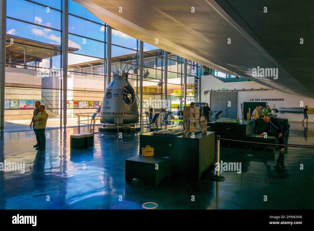 FRIEDRICHSHAFEN, ALLEMAGNE, 24 JUILLET 2016 : intérieur du musée zeppelin à friedrichshafen, Allemagne. Banque D'Images