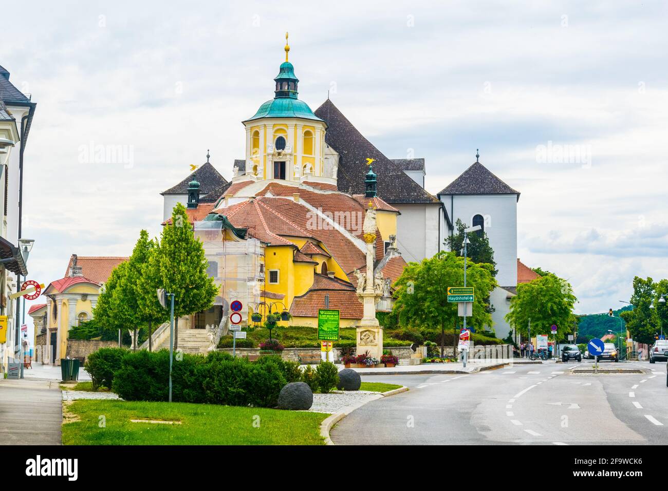 EISENSTADT, AUTRICHE, 18 JUIN 2016 : vue sur la célèbre église de montagne (église Haydn de Kalvarienberg) à Eisenstadt, Autriche Banque D'Images