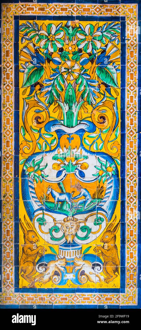 SÉVILLE, ESPAGNE, 7 JANVIER 2016: Détail d'une mosaïque faite d'azulejos - tuiles pour lesquelles est andalousie région en espagne célèbre, situé à l'intérieur de la région Banque D'Images
