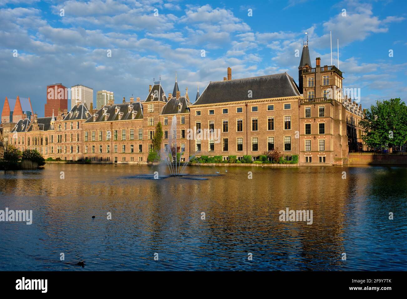 Lac Hofvijver et Binnenhof , la Haye Banque D'Images