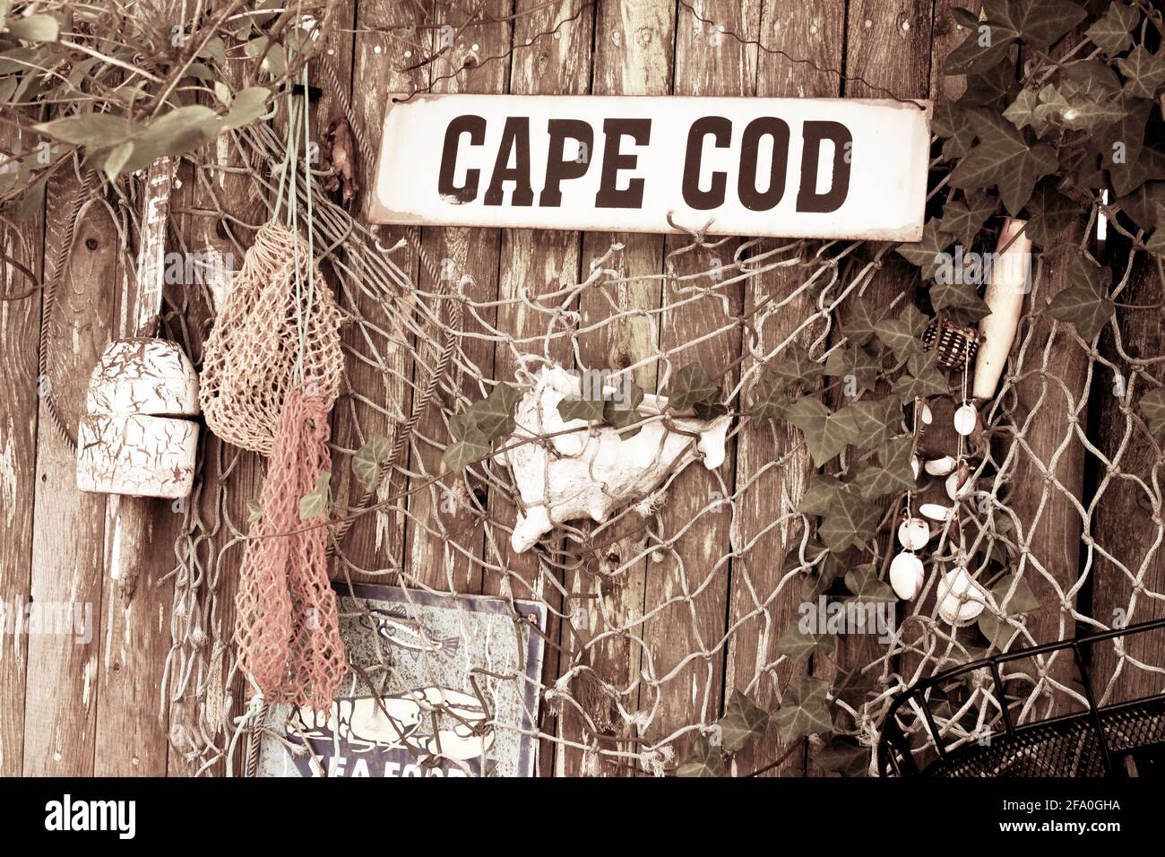 Cape Cod Fence avec Shells Vintage Tone - look rétro. Banque D'Images
