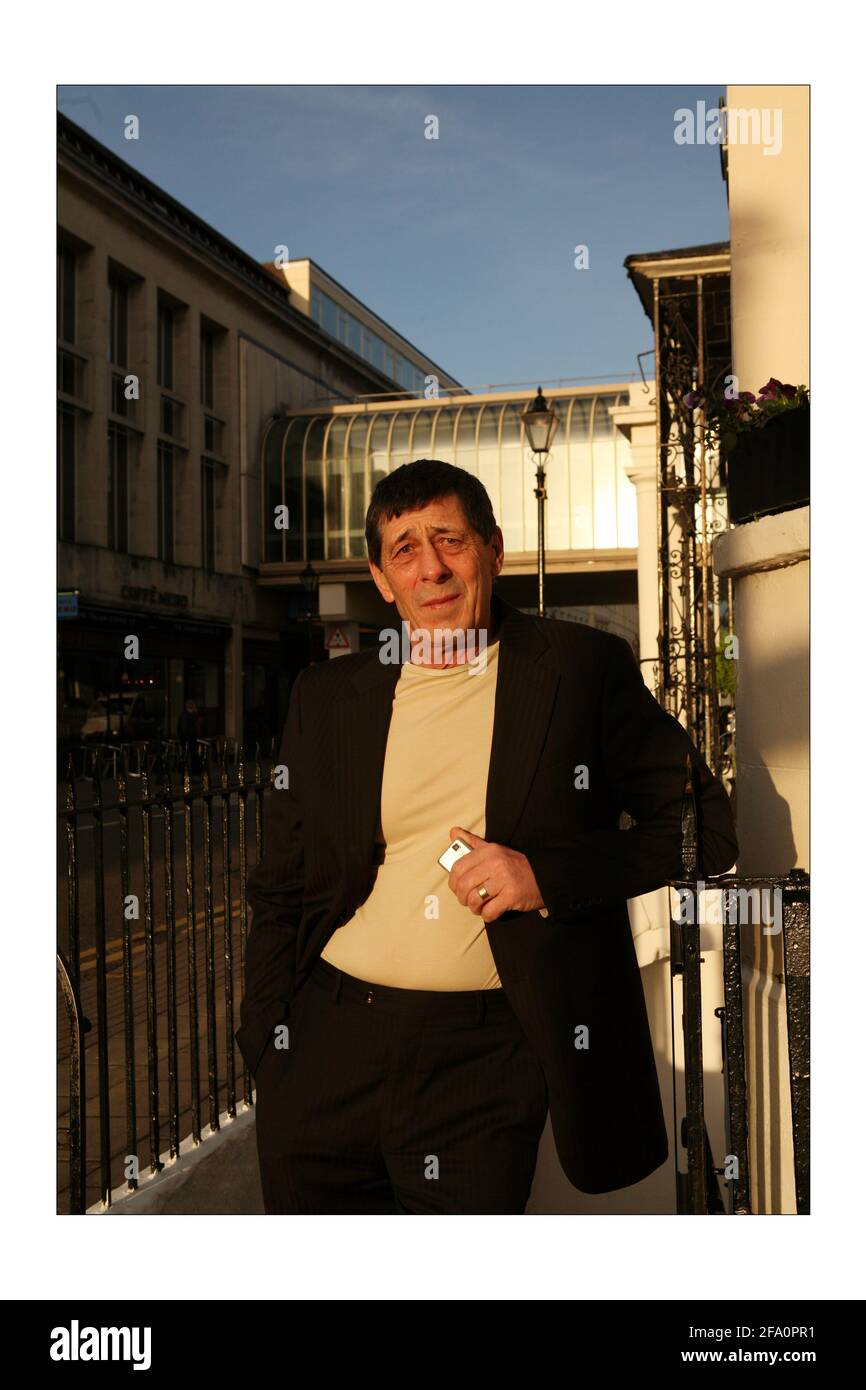 Alan Jimmy Johnson, le chef d'une famille de voyage d'origine irlandaise. A été poursuivi pendant plusieurs années par la police enquêtant sur des vols d'art et d'antiquités. Photographié dans Cheltenham.photographie par David Sandison The Independent Banque D'Images