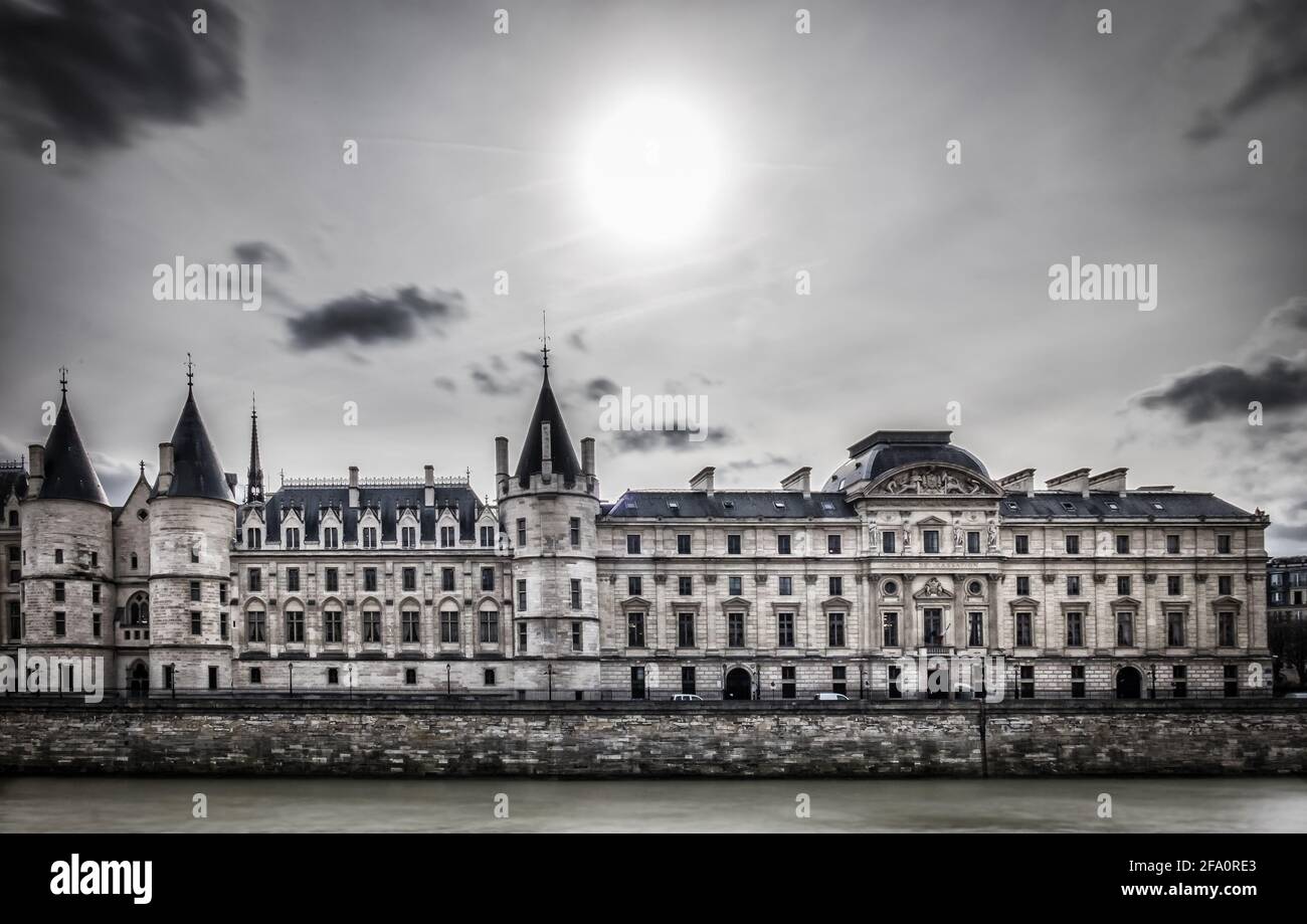 Paris, France, février 2020, vue de la Cour suprême sur la Seine Banque D'Images