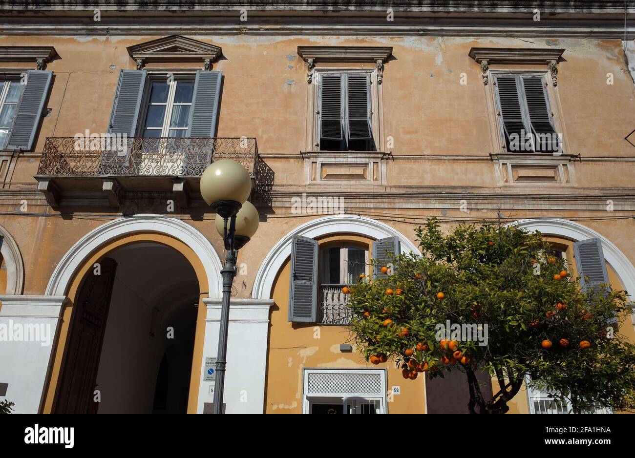 Sassari, Sardaigne, Italie. Bâtiment historique XX siècle Banque D'Images