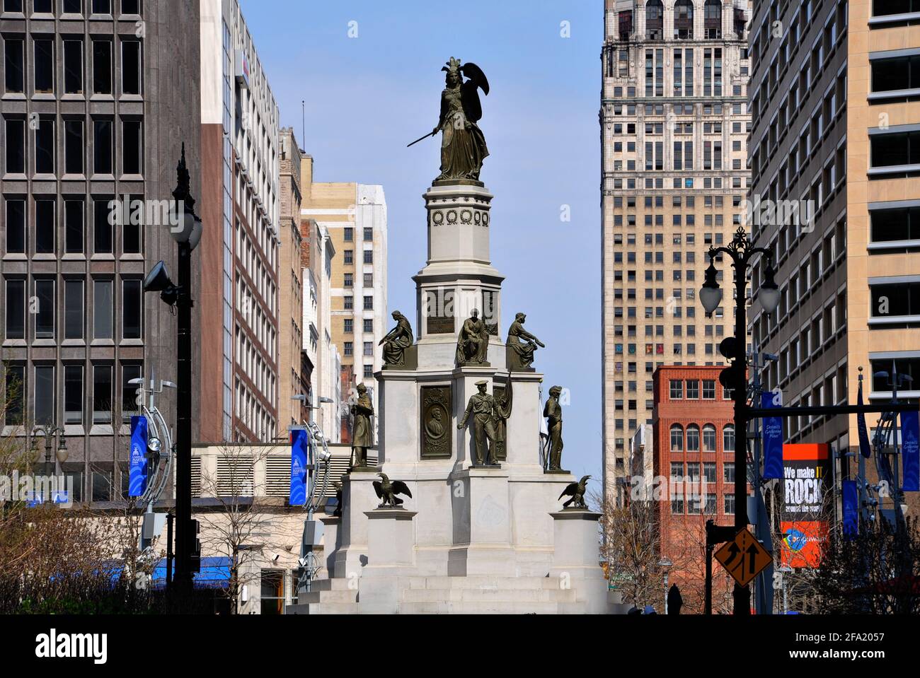 Monument des soldats et marins du Michigan après la cérémonie de redédicace. Downtown Detroit, Michigan, États-Unis Banque D'Images