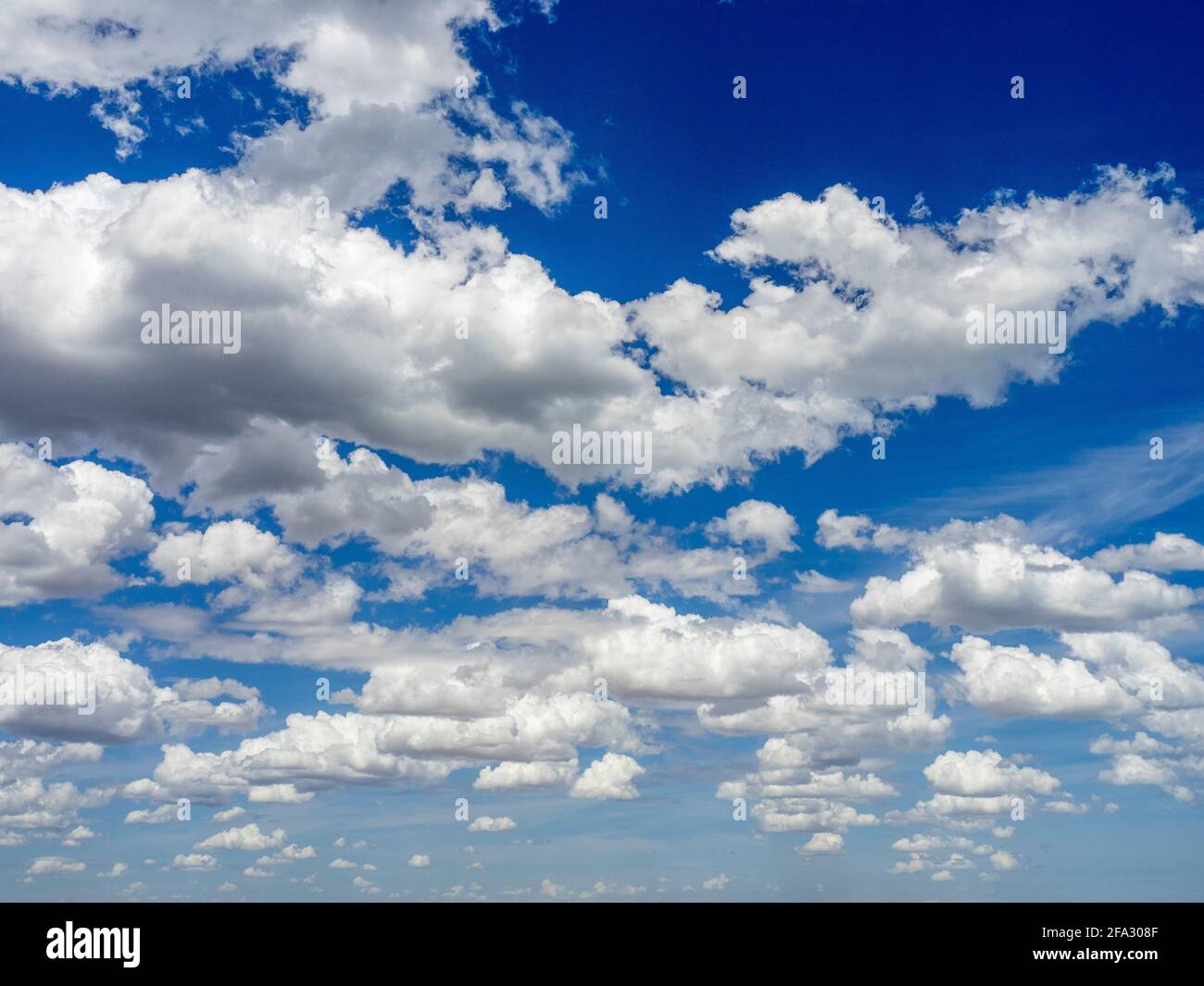 Les nuages Altocumulus Banque D'Images