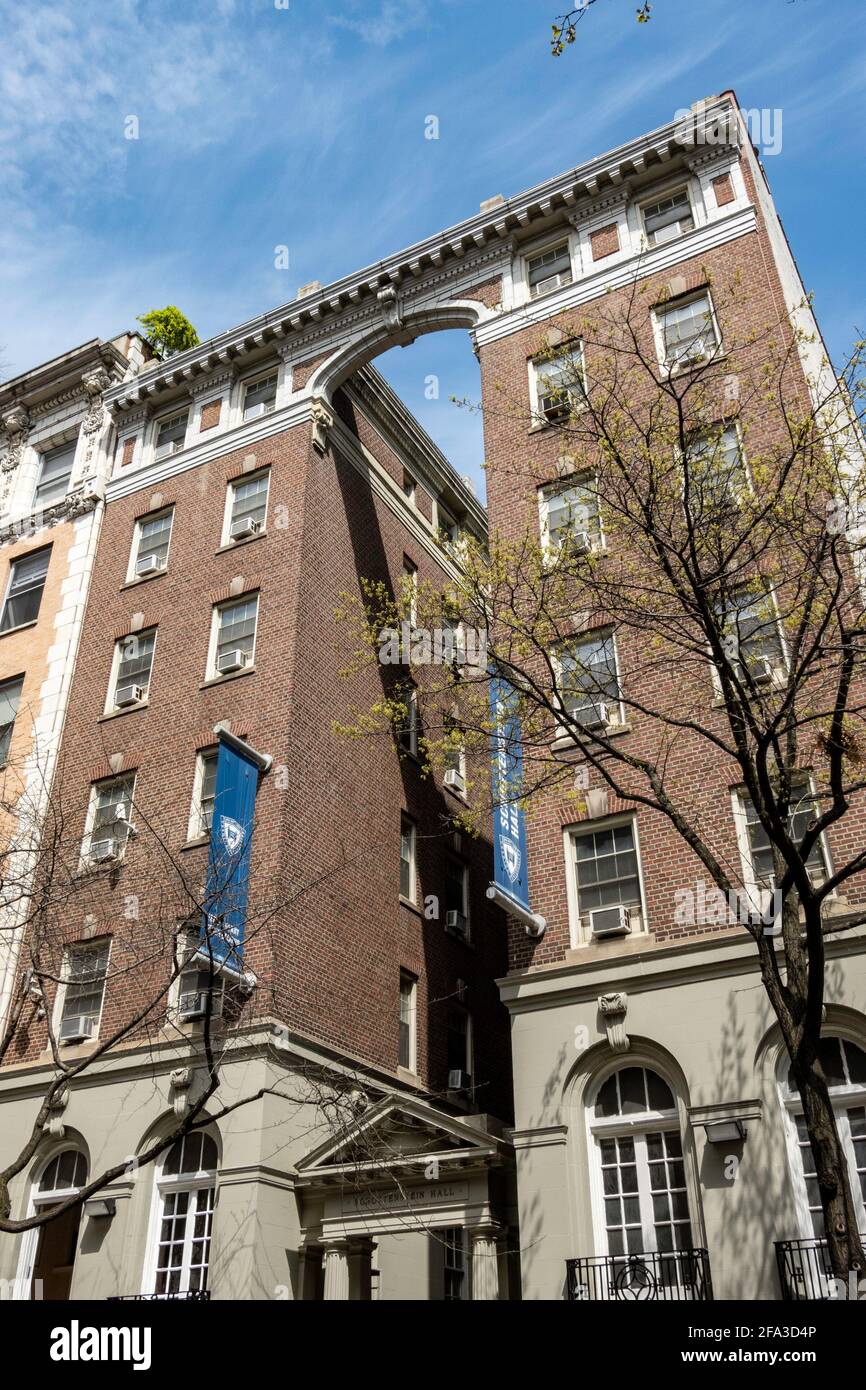 Schottenstein Residence Hal, logement pour femmes de l'Université Yeshiva est situé sur la 29e rue est à New York City, Etats-Unis Banque D'Images