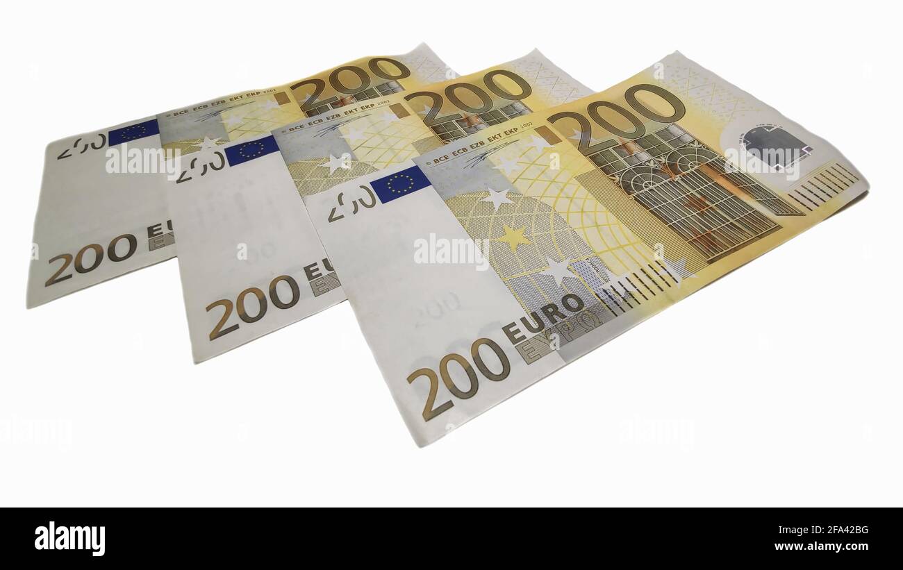 Gros plan de certains billets en euros en espèces une surface blanche Banque D'Images