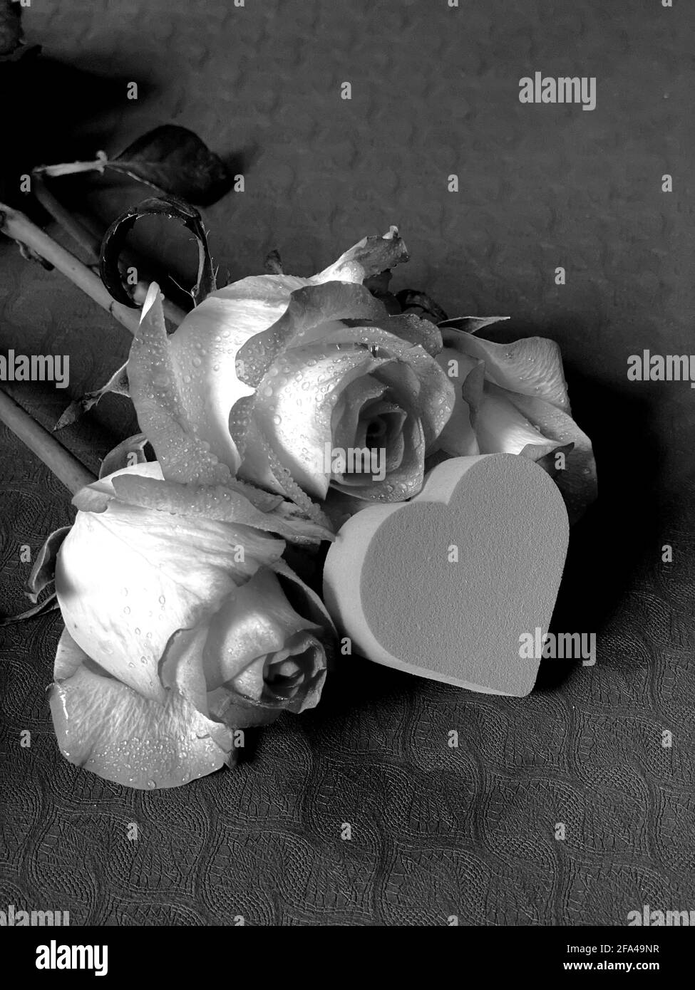 Bouquet de roses avec coeur Banque D'Images