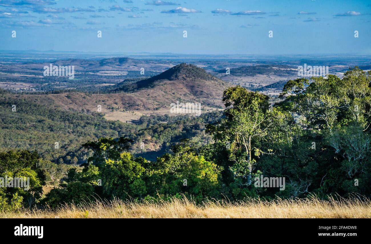 Pentes de la chaîne de montagnes de Bunya, région de Burnett Sud, Queensland, Australie Banque D'Images
