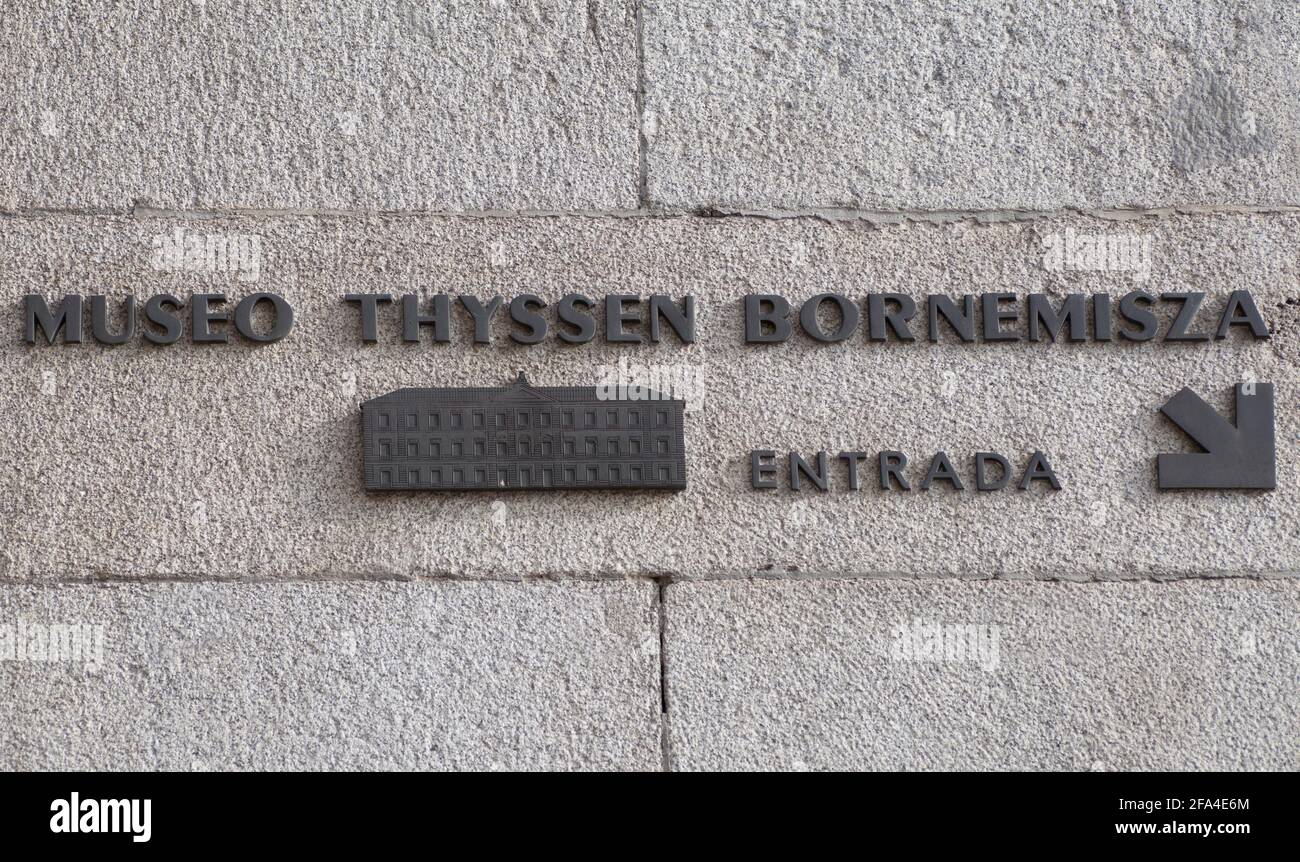 Madrid, Espagne - 6 mars 2021 : panneau Musée Thyssen-Bornemisza. Madrid, Espagne Banque D'Images Madrid, Espagne - 6 mars 2021 : panneau Musée Thyssen-Bornemisza. Madrid, Espagne Banque D'Images