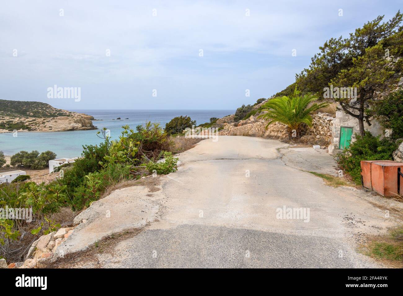 Route vers la plage de Livadia sur le côté ouest d'Antiparos. Cyclades, Grèce Banque D'Images