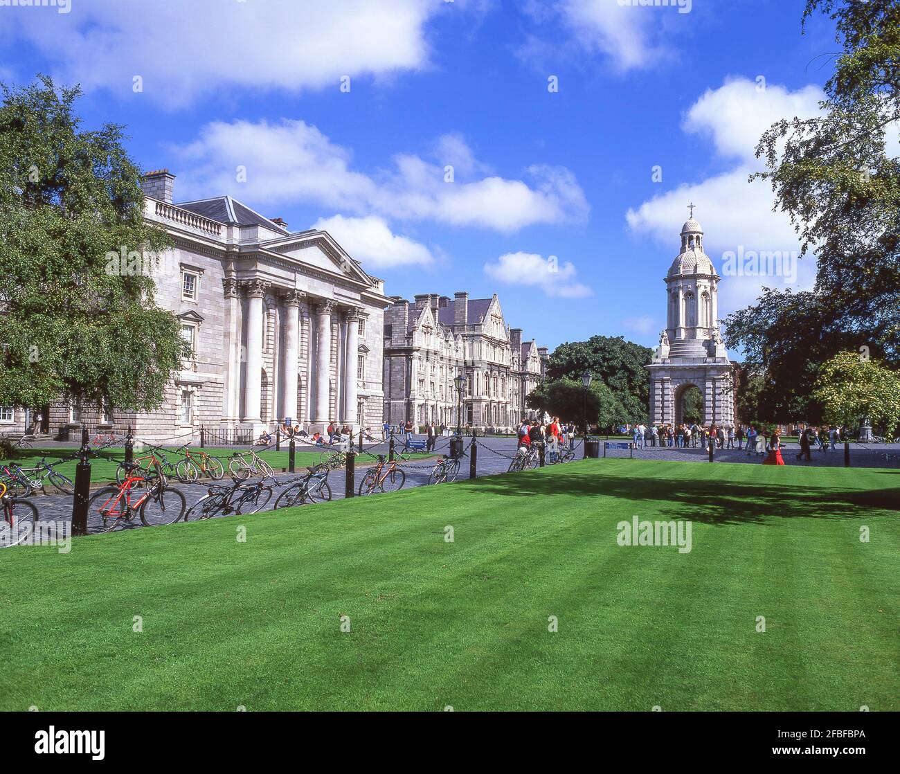 La place du Parlement, Trinity College Dublin, College Green, Dublin, Leinster Province, République d'Irlande Banque D'Images